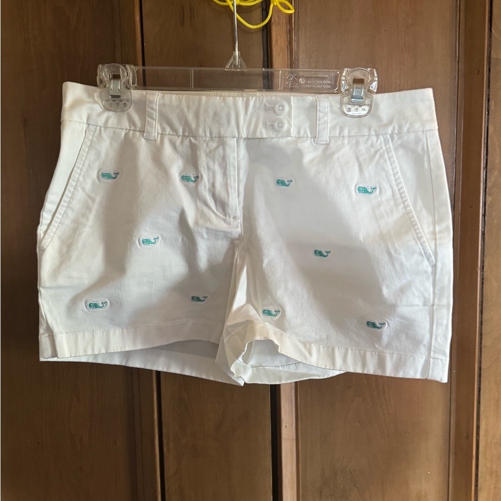 Vineyard Vines Women's White Embroidered Shorts